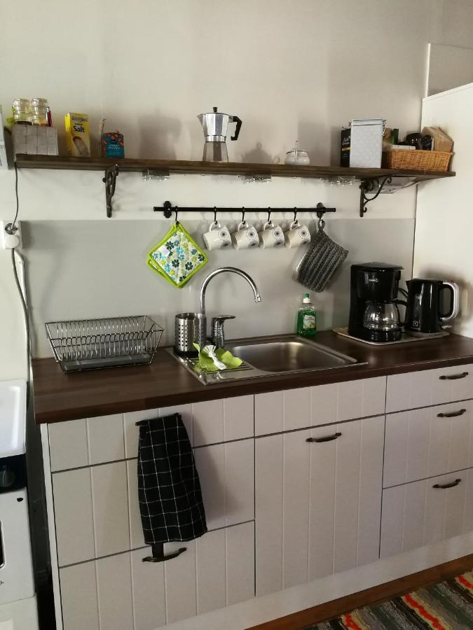 Bed and Breakfast Kirkkokadun Amanda Ja Olga Uusikaupunki Esterno foto